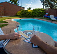 Golden Country Motel and Caravan Park - Accommodation Asia