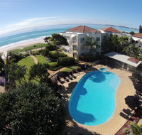 Golden Riviera Absolute Beachfront Resort - Accommodation Asia