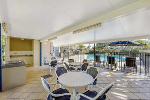 Golden Riviera Absolute Beachfront Resort - Accommodation China 1