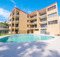 Golden Shores U7 21 Landsborough Parade - Accommodation Asia