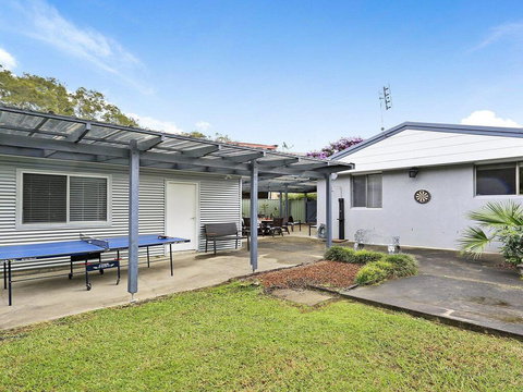 Gone Fishing! - Air Conditioned, Crisp And Clean - Accommodation Asia 3