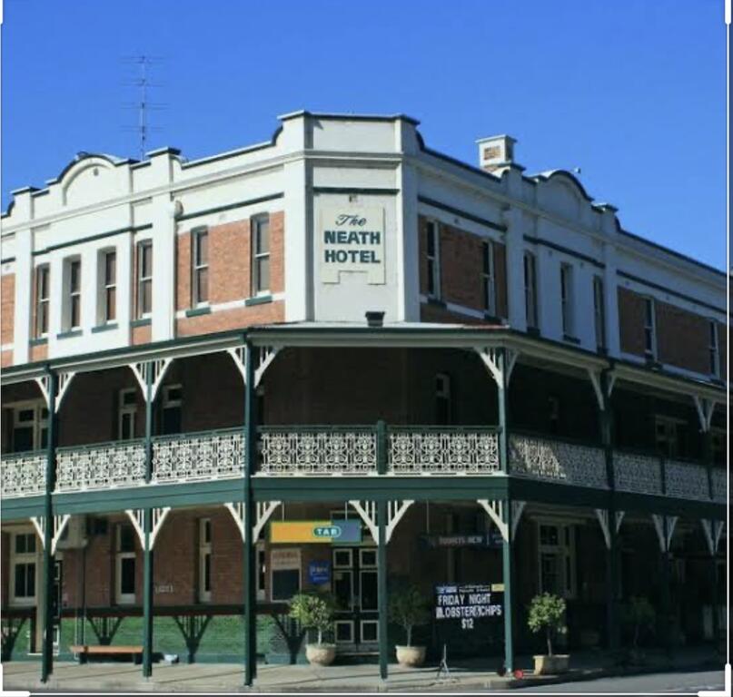 Neath NSW Accommodation Asia