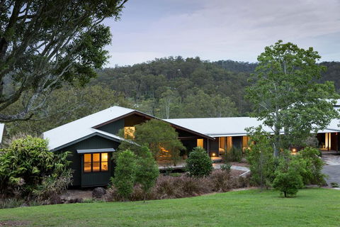 Grandview Retreat - Accommodation Asia 0