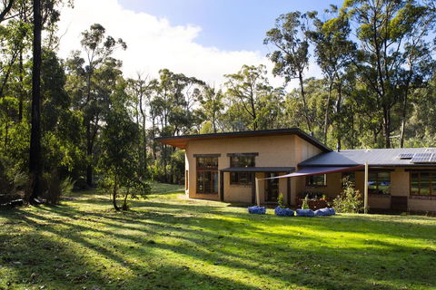 Gumtree Spring - Accommodation Asia 0