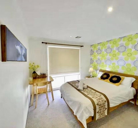 Halen's Hourse - Accommodation Guide 0