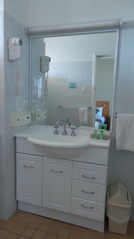 Halfway Motel - Accommodation Asia 3