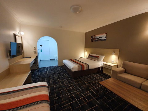 Hamilton's Queanbeyan Motel - Accommodation Asia 2