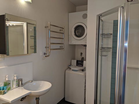 Hanover Bay Apartments - Accommodation Asia 2