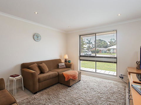 Happy Tails' , 55 Pantowora Street - Pet Friendly, Air Conditioned - Accommodation Asia 3
