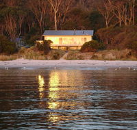 Harpers On The Beach - Accommodation Asia