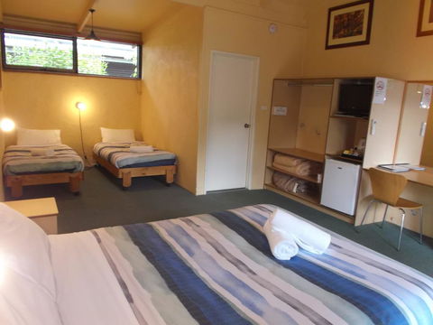 Harrietville Hotel Motel - Accommodation Guide 2