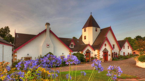 Hatchers Richmond Manor - Accommodation Asia 0