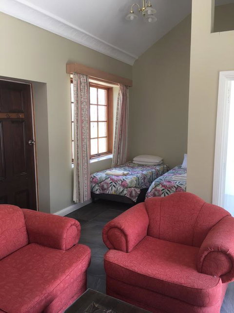 Hatchers Richmond Manor - Accommodation Asia 3