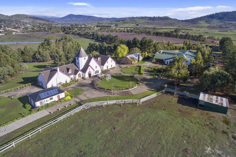 Hatchers Richmond Manor - Accommodation Asia 2