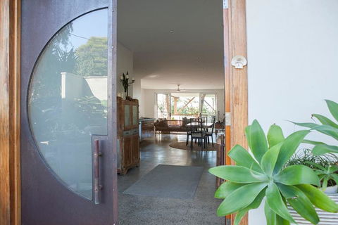 HAVEN TROPICANA - Accommodation Guide 2