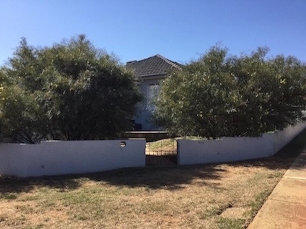 Tolland NSW Accommodation Asia