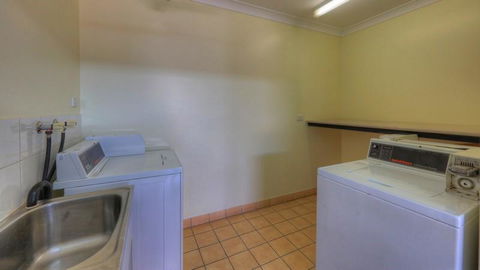 Heritage Lodge Motel - Accommodation Asia 1
