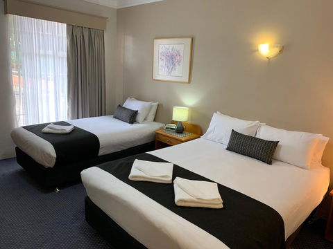 Heritage Motor Inn Goulburn - Accommodation Asia 1