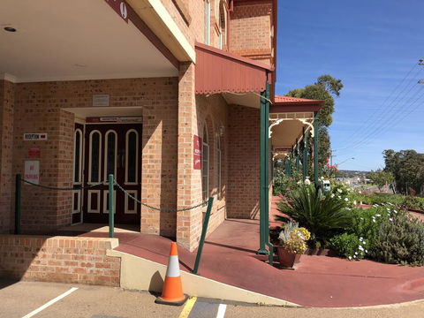 Heritage Motor Inn Goulburn - Accommodation Asia 2