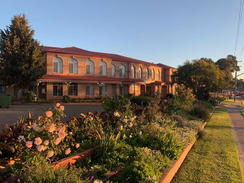 Heritage Motor Inn Goulburn - Accommodation Asia 0