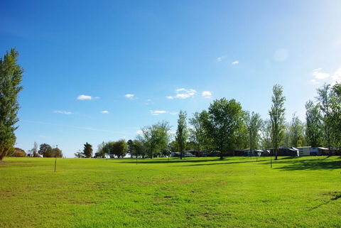 Hilltop Resort - Accommodation Asia 2