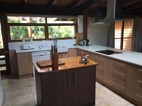 Hinterland Hideaway - Accommodation Asia 2