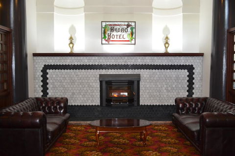 Historic Hydro Motor Inn - Accommodation Asia 1