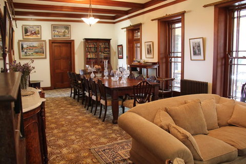 Historic Merryville Homestead - Accommodation Asia 2