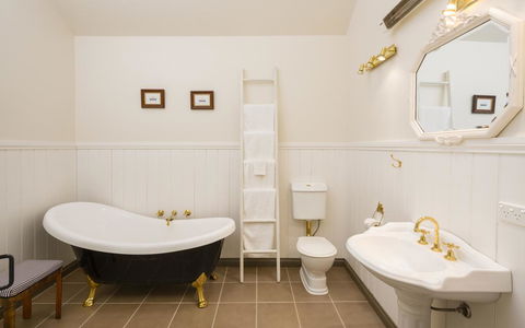 Historic Timboon House Stables & Gardens - Accommodation Asia 3