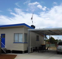 Holiday House Clermont - Accommodation Asia