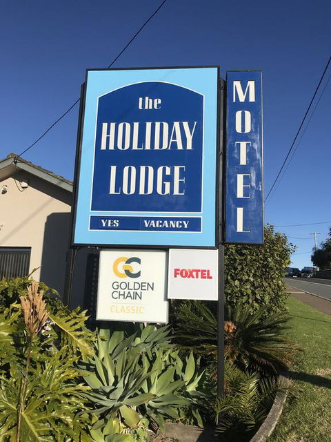Holiday Lodge Motor Inn - Accommodation Guide 0