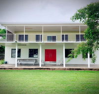 Holiday Rental - Huge House With Beach Views - Accommodation Guide
