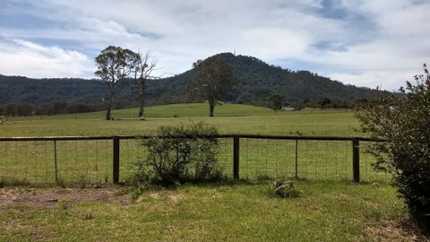 Hollyhill Cottage - Accommodation Guide 0