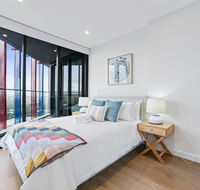 HomeHotel-Luxury Home High Rise with View. - Accommodation Asia