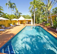Island House - Accommodation China