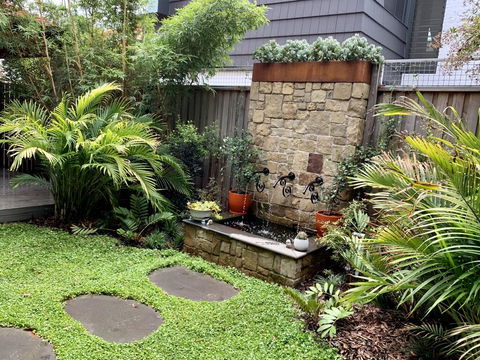 Jacaranda Garden Retreat - Accommodation Asia 0