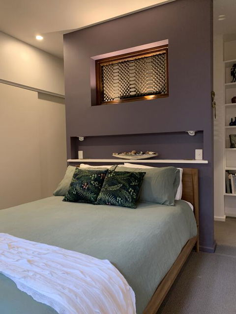 Jacaranda Garden Retreat - Accommodation Asia 2