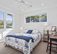 Jetty Splendour Guest Bedroom with Bathroom en-suite B'nB - Accommodation Asia