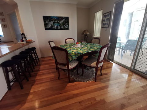 Joondalup Guest Home - Accommodation Guide 2