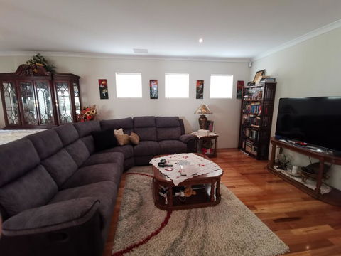 Joondalup Guest Home - Accommodation Guide 3