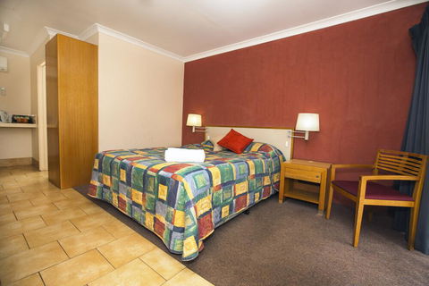 Kalgoorlie Overland Motel - Accommodation Guide 1