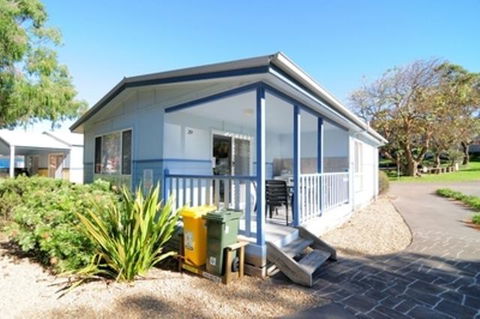 Kendalls Beach Holiday Park - Accommodation Asia 0