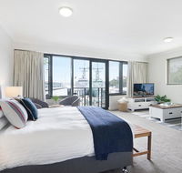 King size studio with water view walk to the city - Accommodation Guide