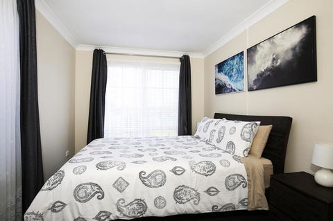 Kingfisher - Pet-Friendly - 10 Mins To Hyams Beach - Accommodation Asia 3