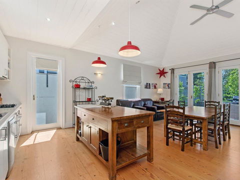 Kinsale Cottage - Accommodation Asia 1