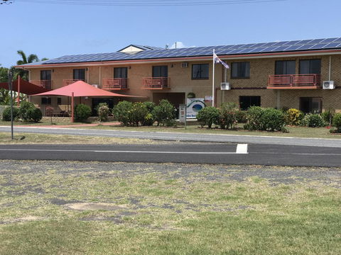 Kurrimine Beach Motel - Accommodation Asia 0
