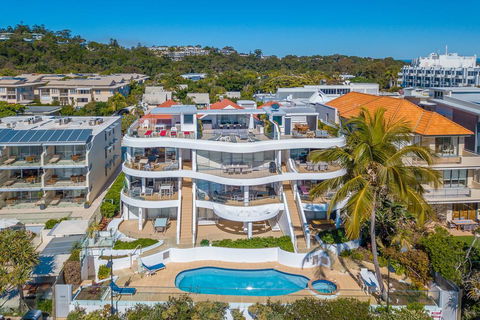 La Mer Apartments - Accommodation Asia 0
