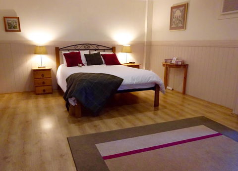 Lagoon Pocket Bed & Breakfast - Accommodation Asia 2