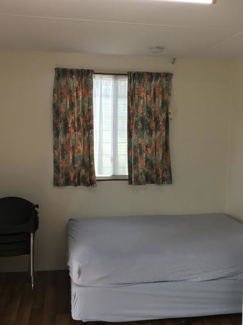 Lake Albert Caravan Park - Accommodation Asia 2