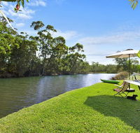 Lake Frontage family fun home - Accommodation Asia
